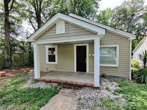 Single Family Residence in Gastonia NC 935 Chestnut Street.jpg