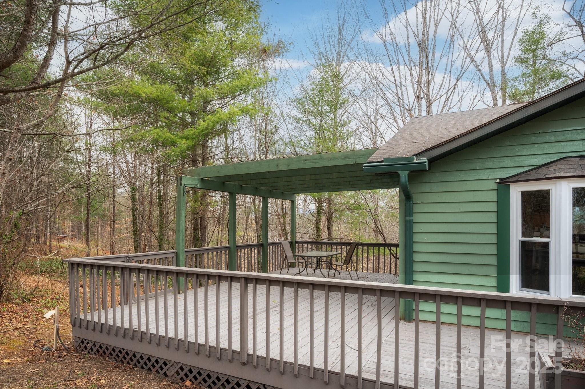 Pinecrest - Residential