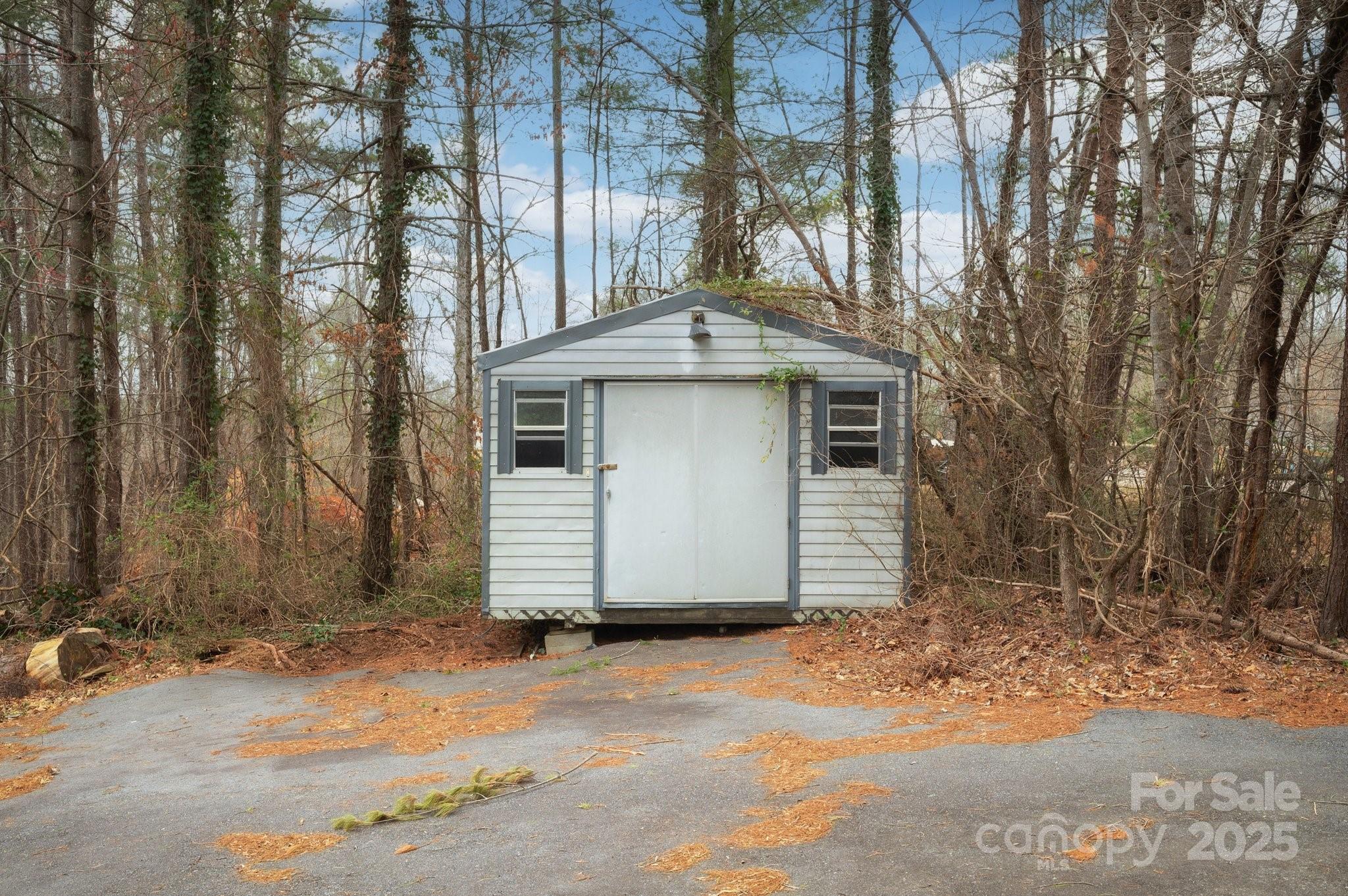 Pinecrest - Residential