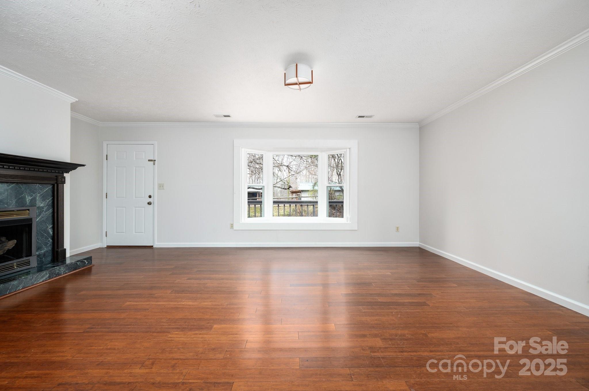 Pinecrest - Residential