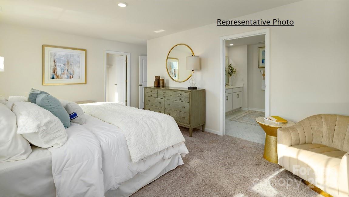 The Hamptons at Hickory - Residential