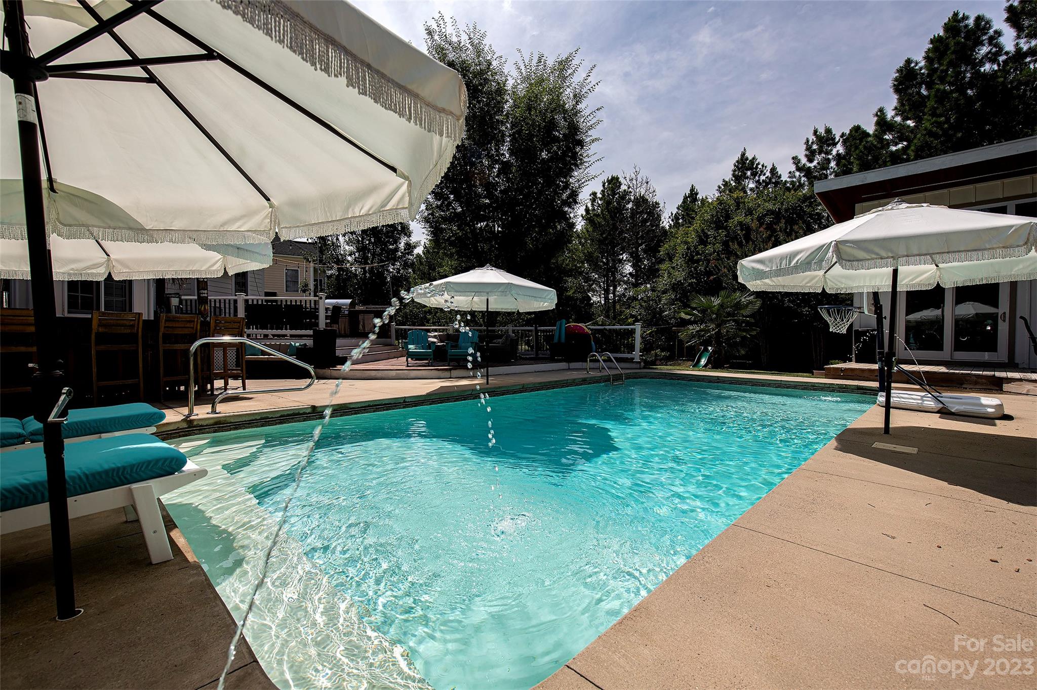 Lake Shore - Residential