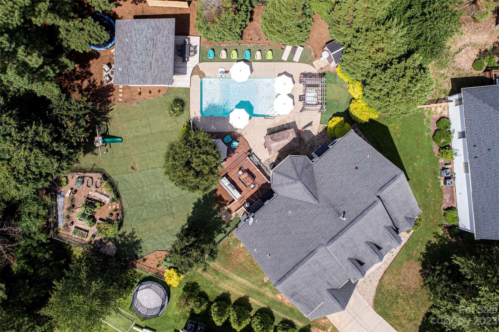 Lake Shore - Residential