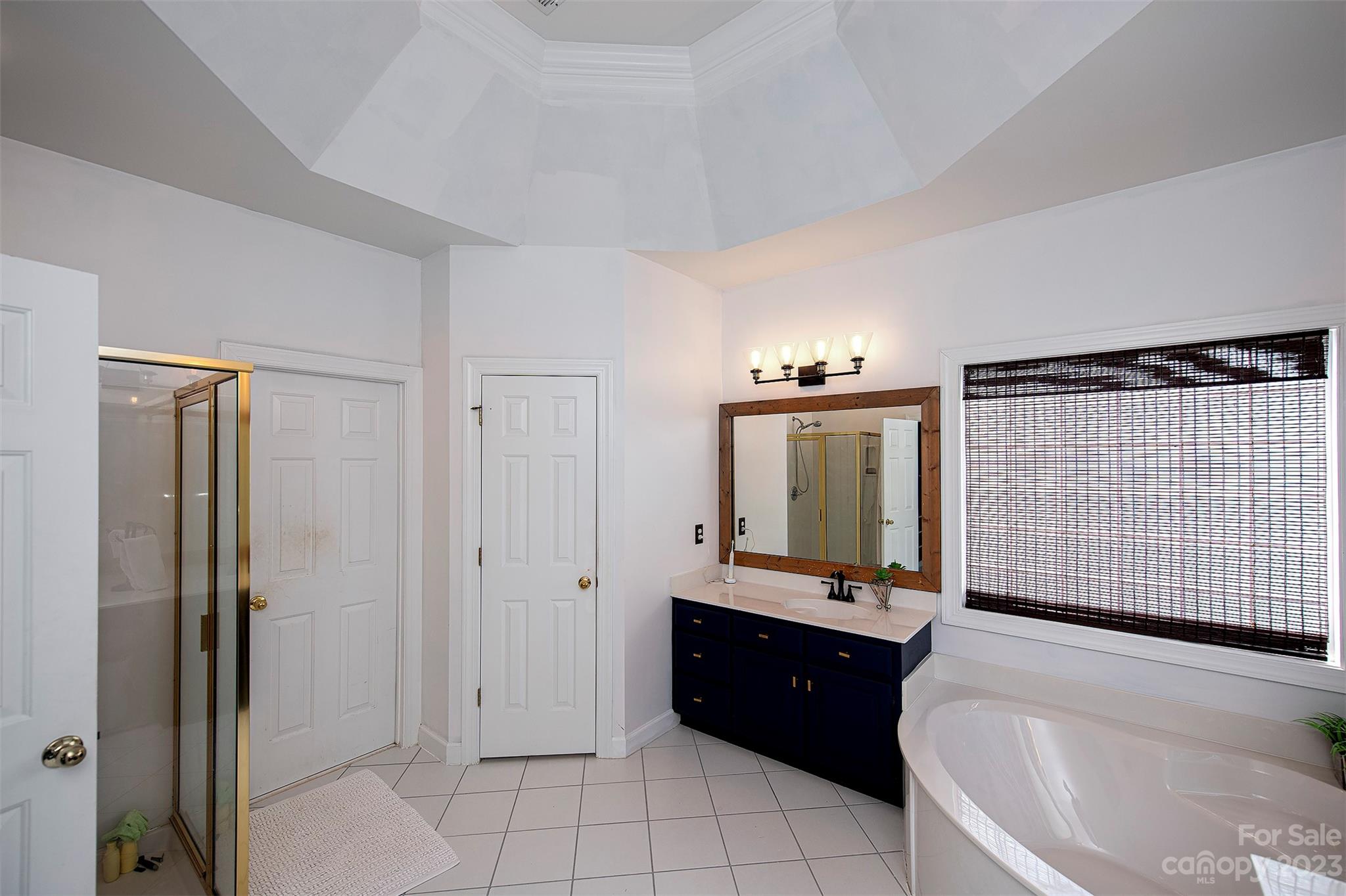 Lake Shore - Residential