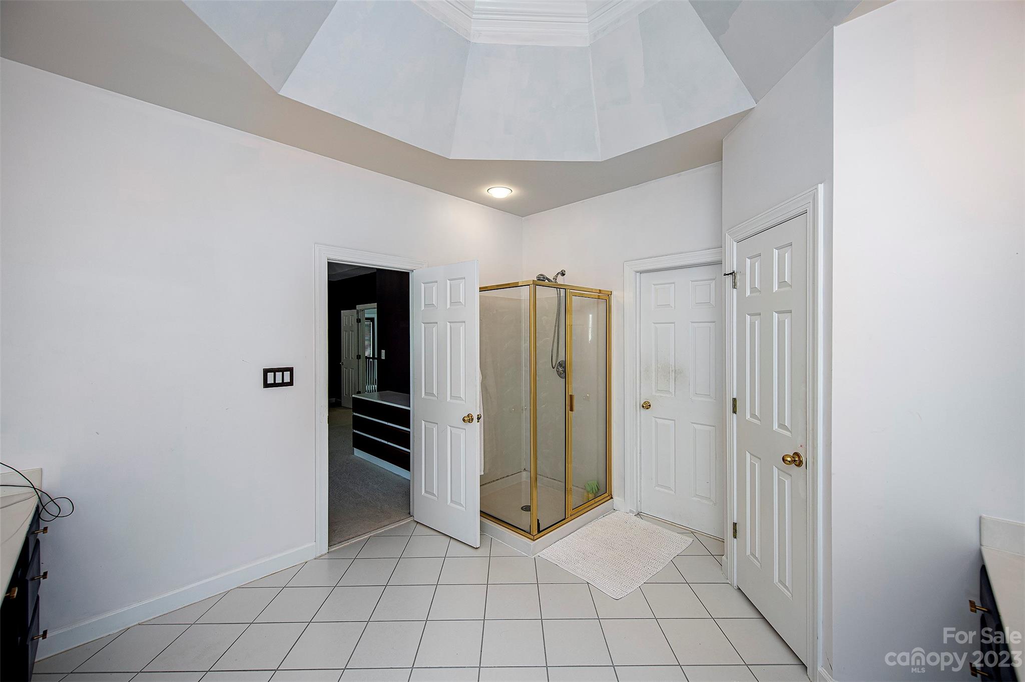 Lake Shore - Residential