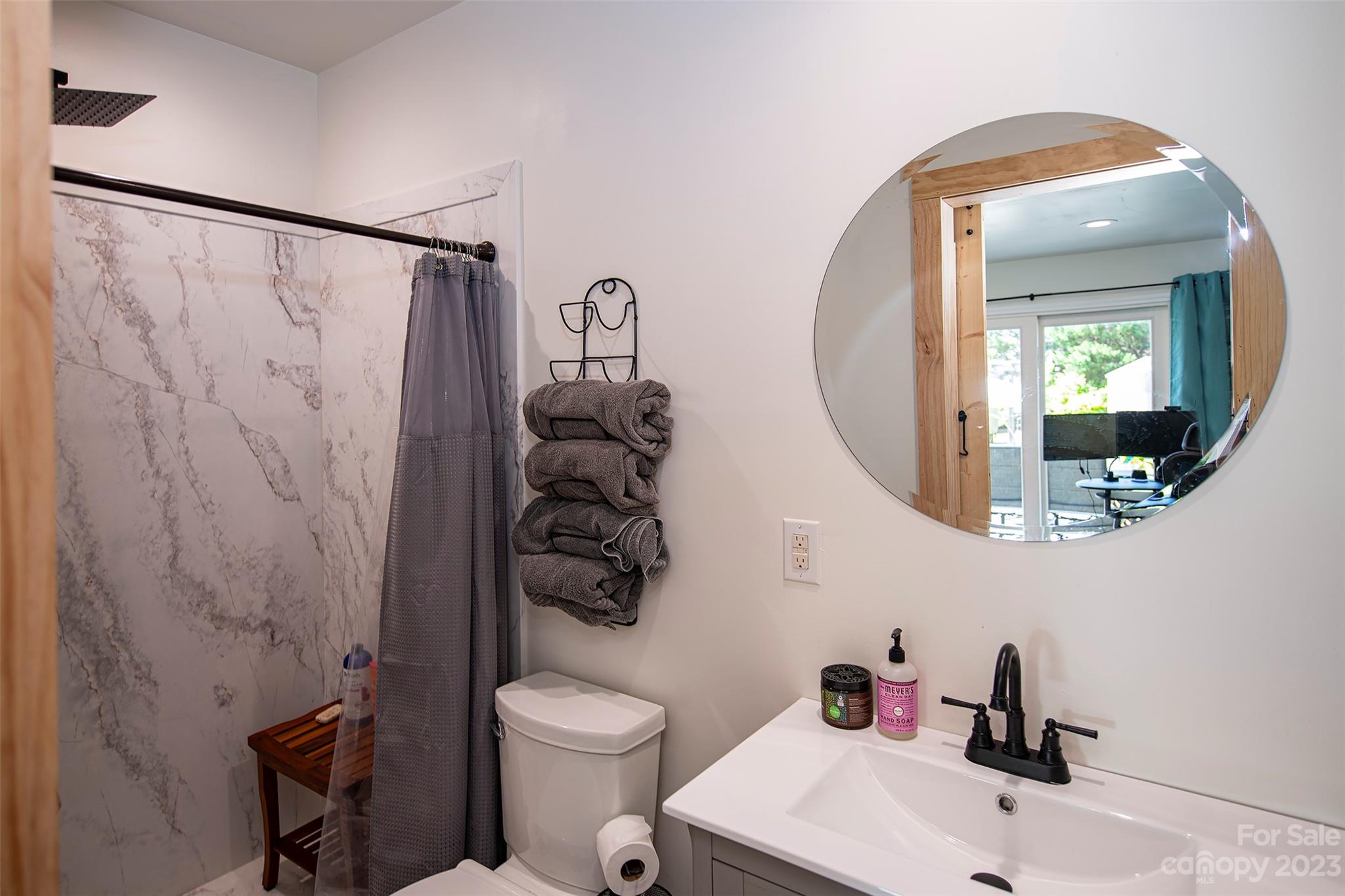 Lake Shore - Residential