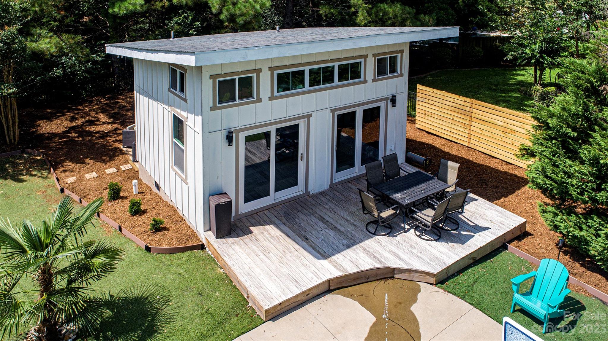 Lake Shore - Residential