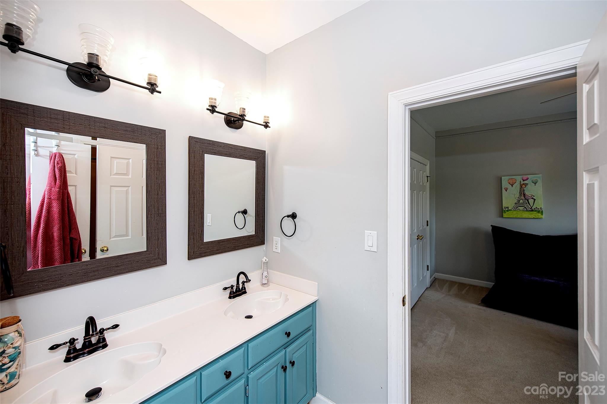 Lake Shore - Residential