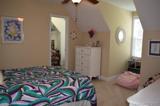 Forest Lakes II - Residential