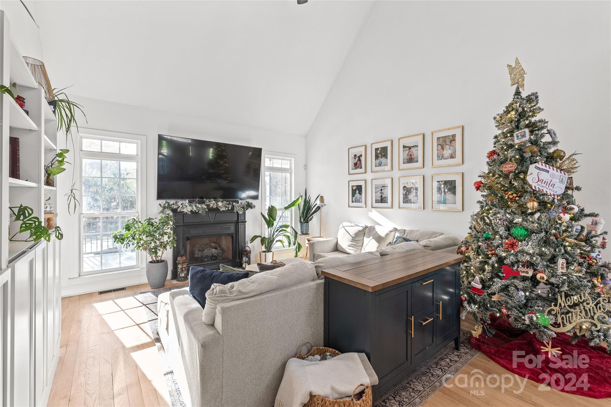 Stoneridge Lakes - Residential