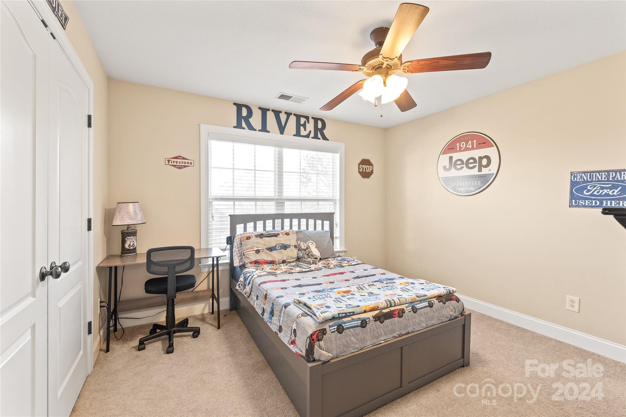 Stoneridge Lakes - Residential