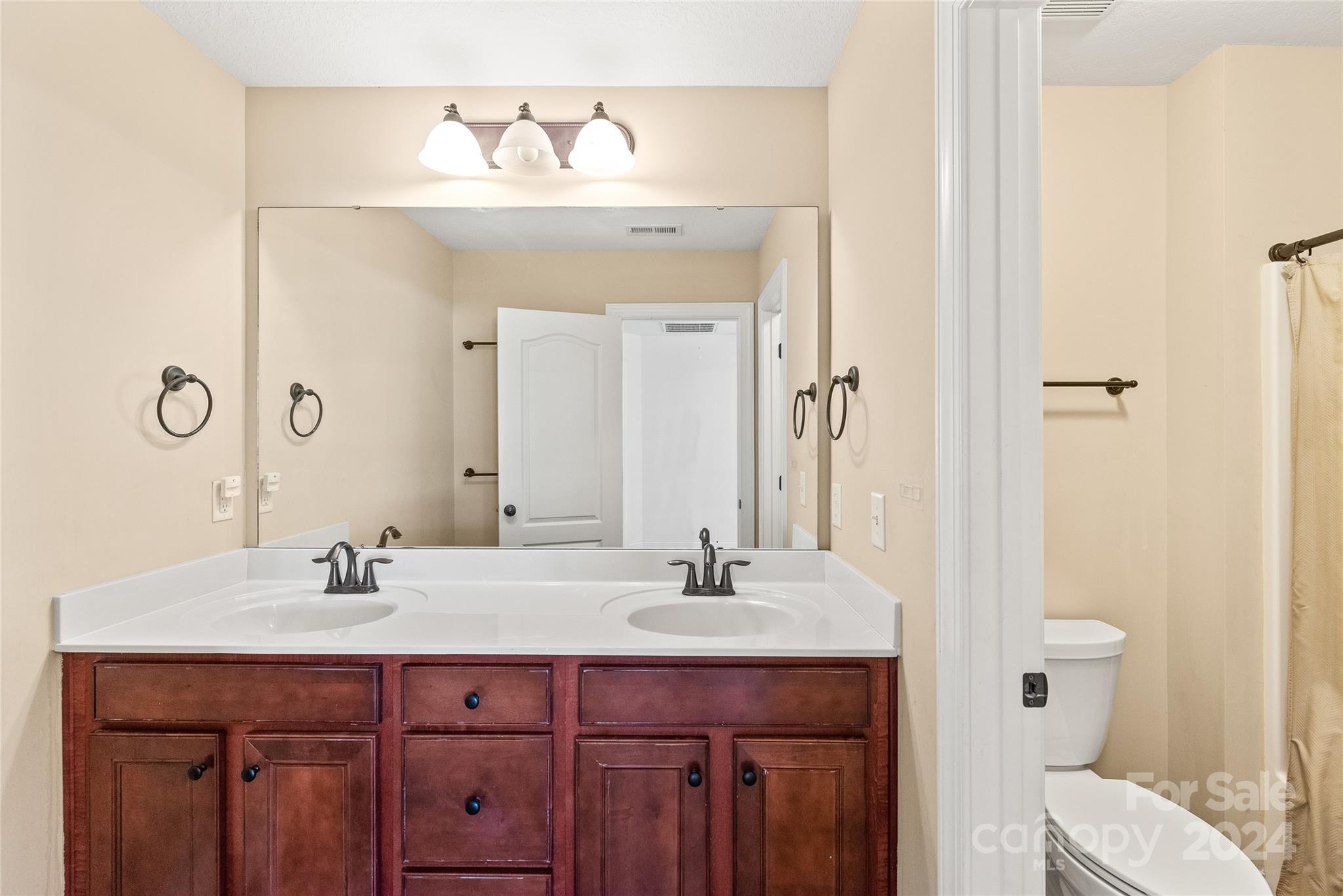 Stoneridge Lakes - Residential