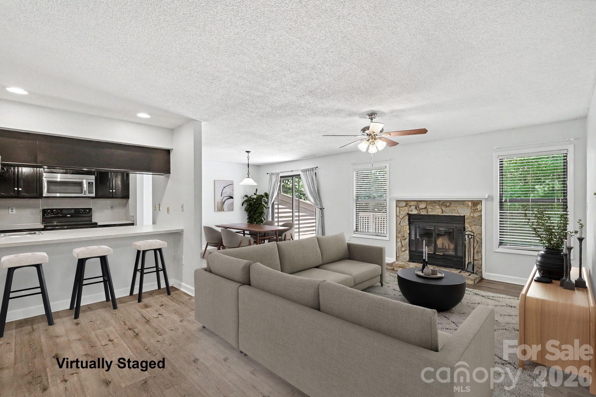 988 Cranberry Circle