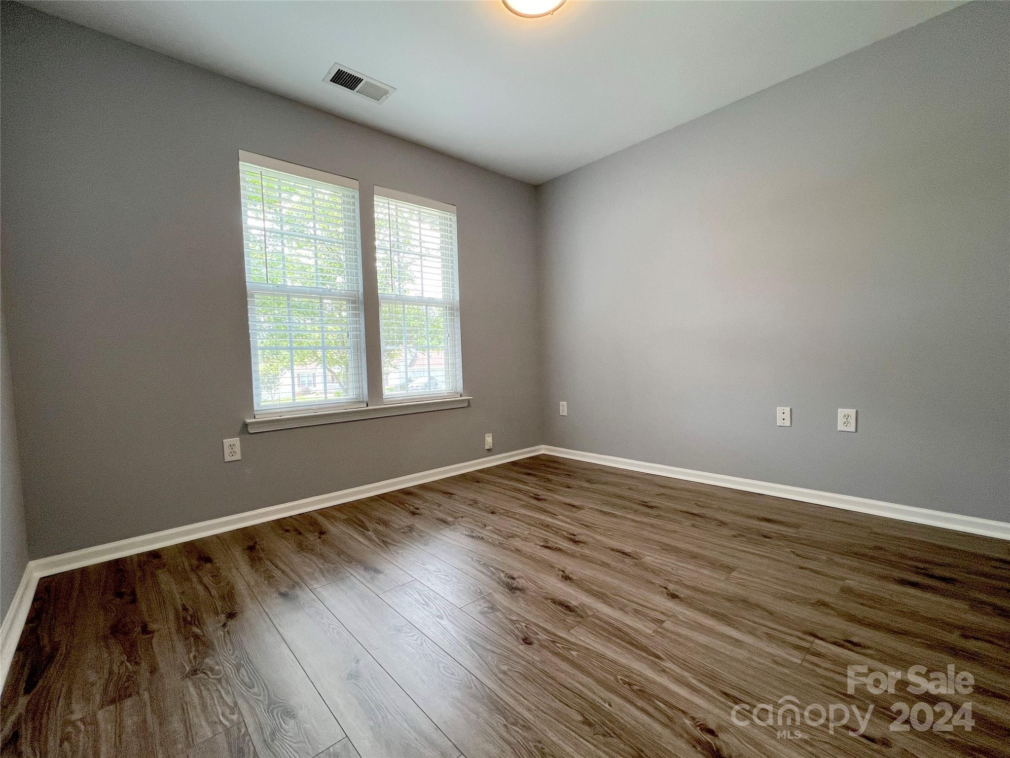 Ivy Meadows - Residential