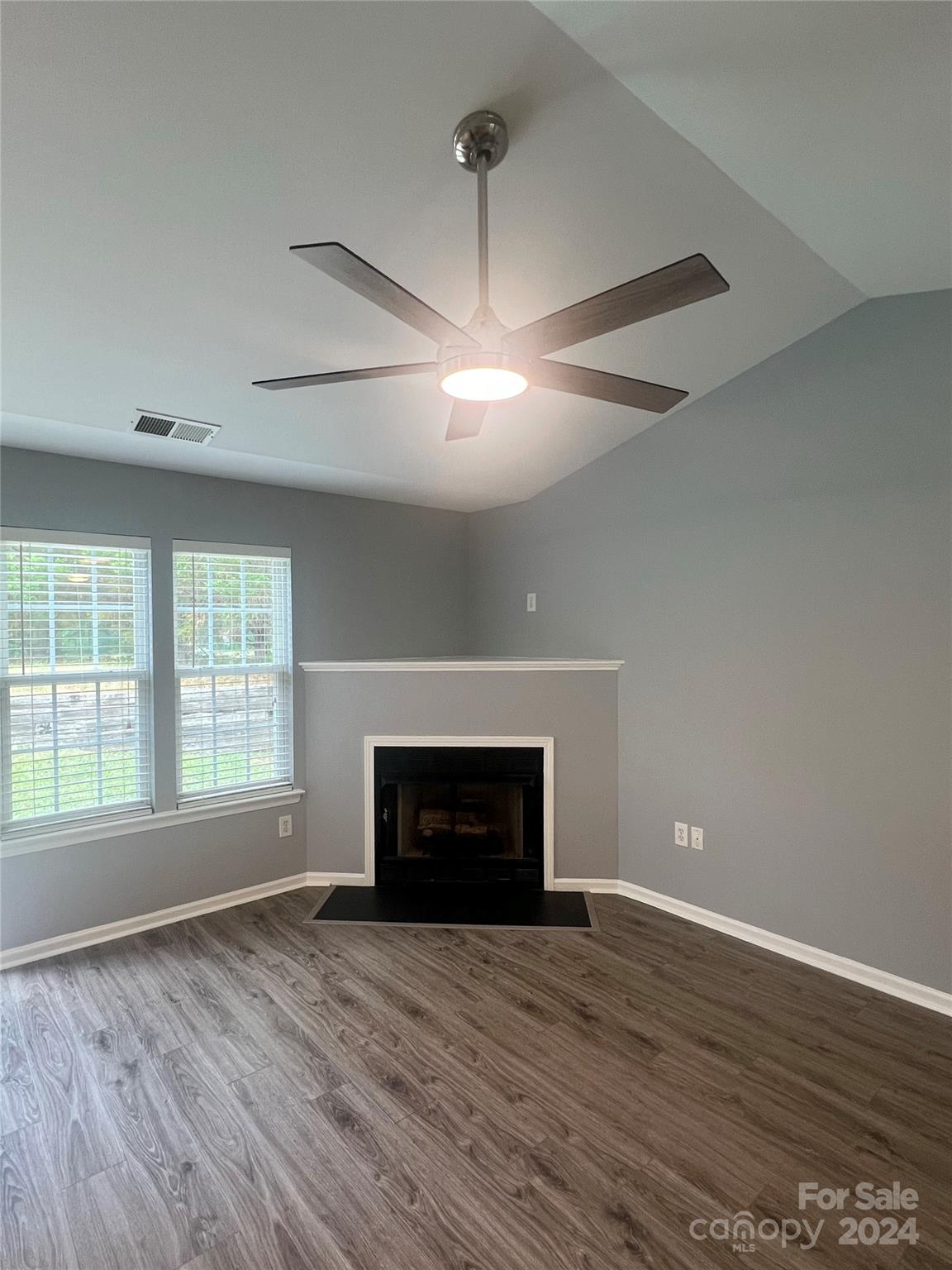 Ivy Meadows - Residential