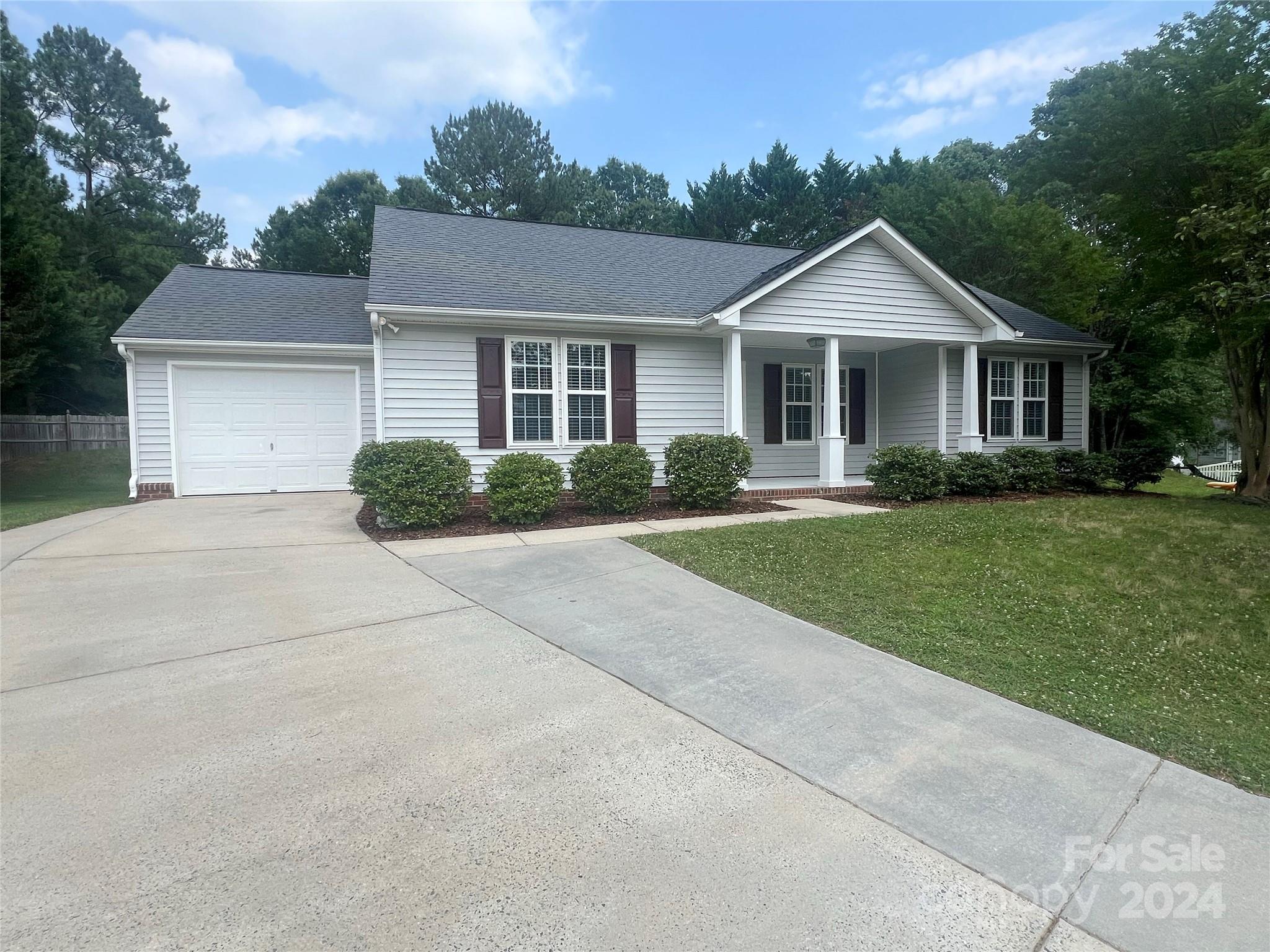 Ivy Meadows - Residential