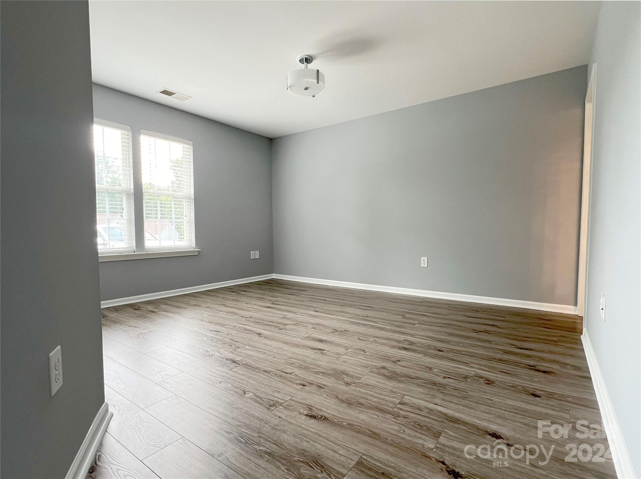 Ivy Meadows - Residential