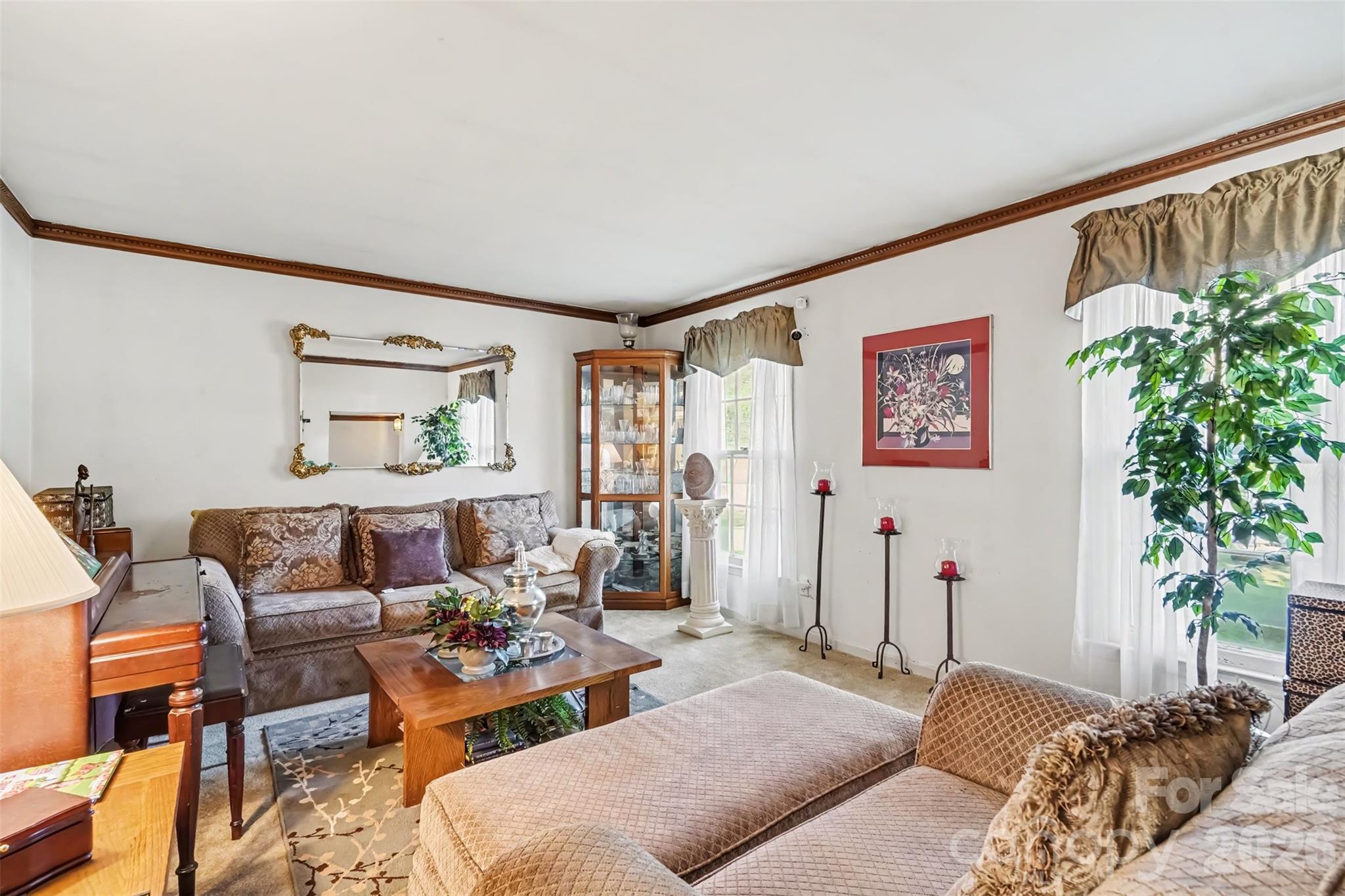 4701 Farm Pond Lane