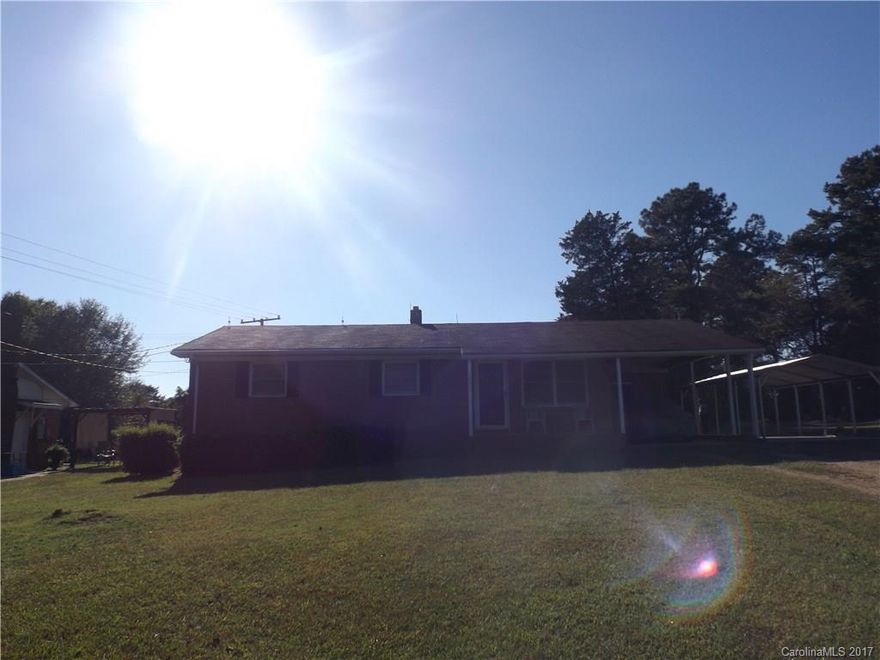 Nice 3 bedroom 1 bath ranch on level lot. Quiet neighborhood.