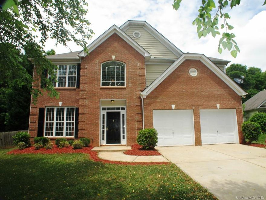 Great 2 story home on cul-de-sac lot. Featuring formal living and dining,great room with fireplace, home has been freshly painted.