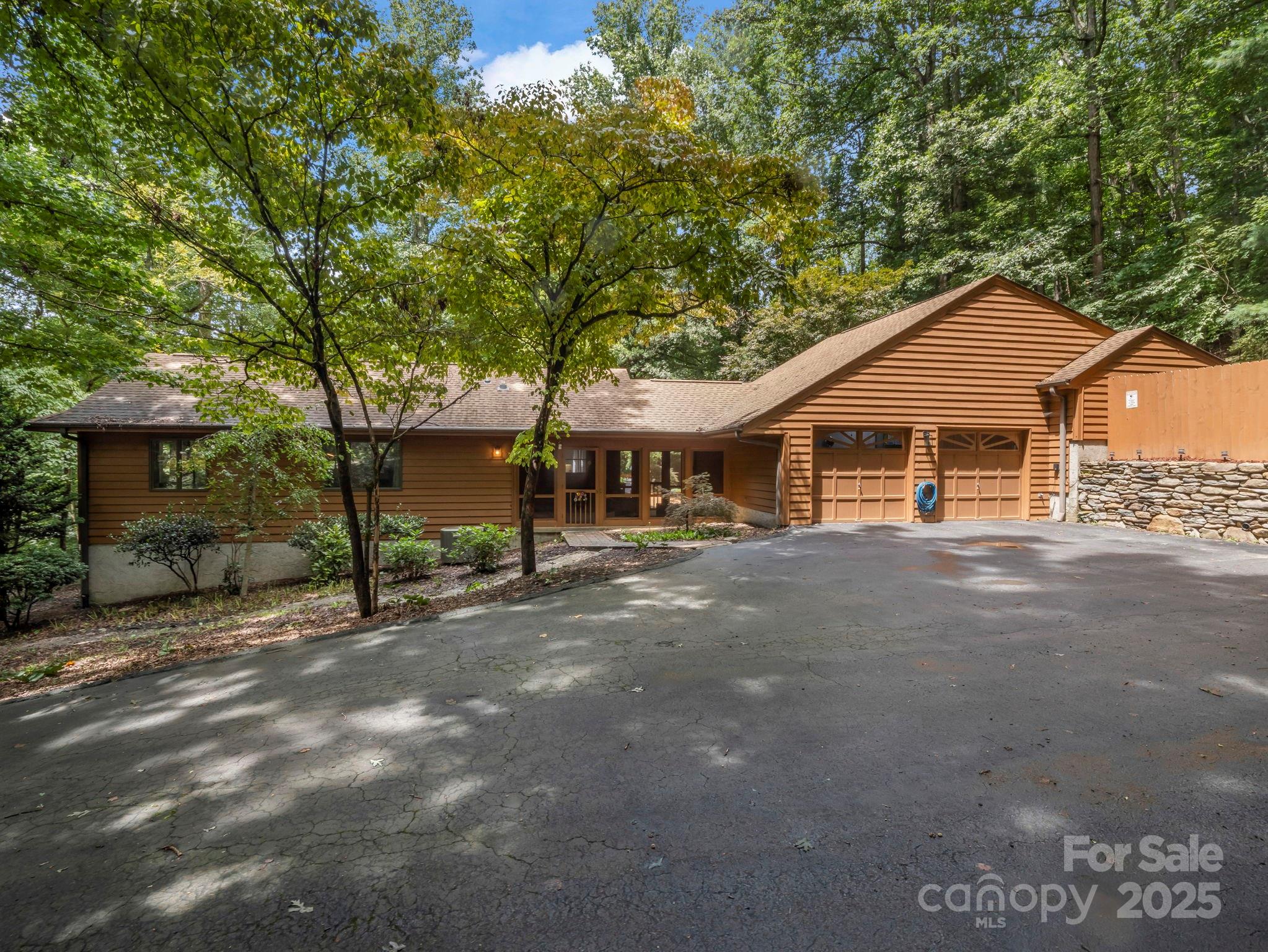 39 Foxglove Road