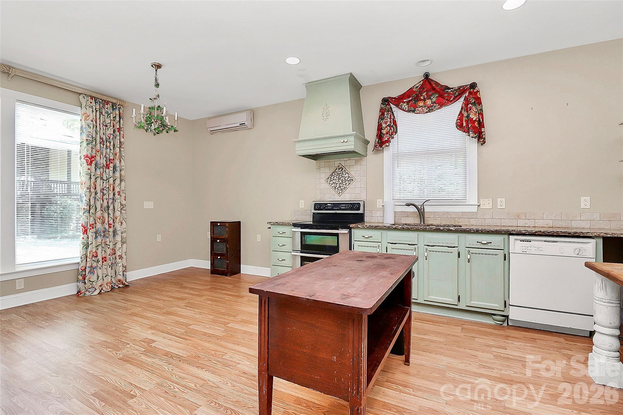 Village Lake - Residential