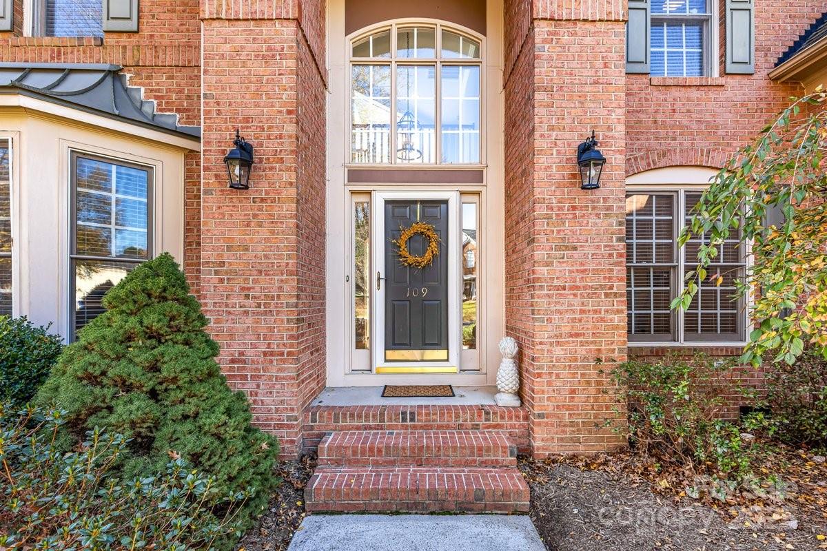 109 N Audubon Avenue