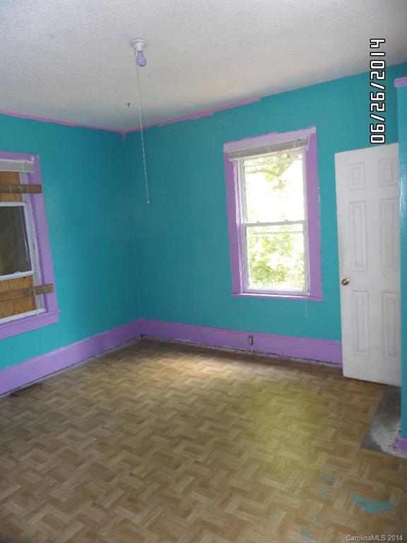 Seneca Park - Residential