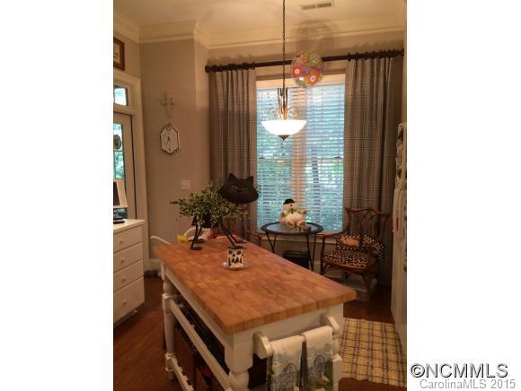 Straus Park - Residential