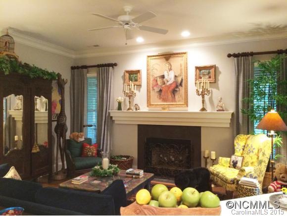 Straus Park - Residential