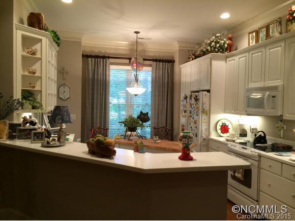 Straus Park - Residential