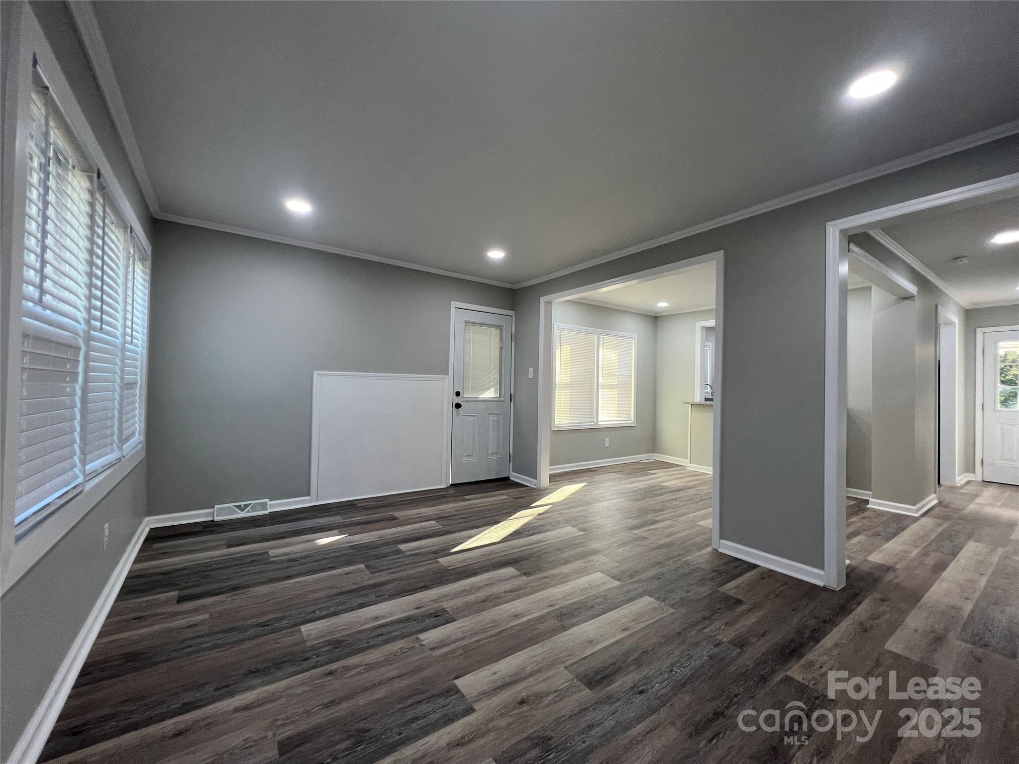 2121 N New Hope Road