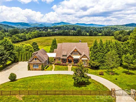 Photo of 280 Walnut Hollow Road, Brevard, NC 28712 (MLS # 4404211)