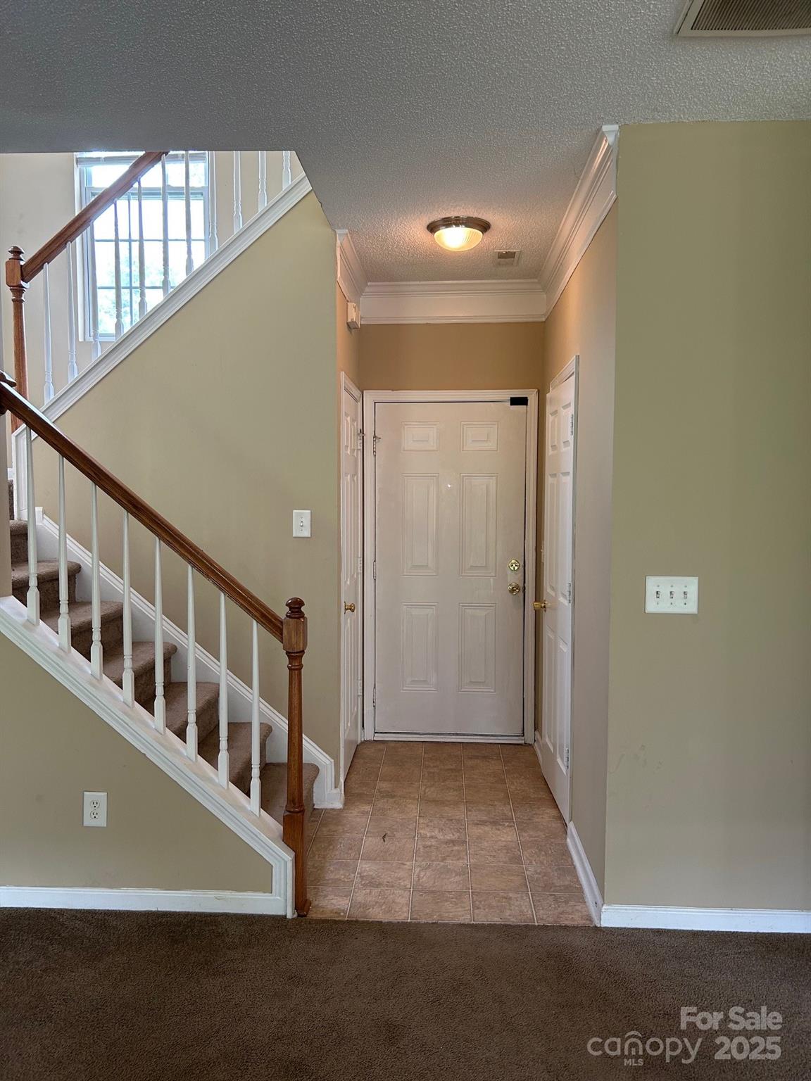 8125 Weeping Fig Lane