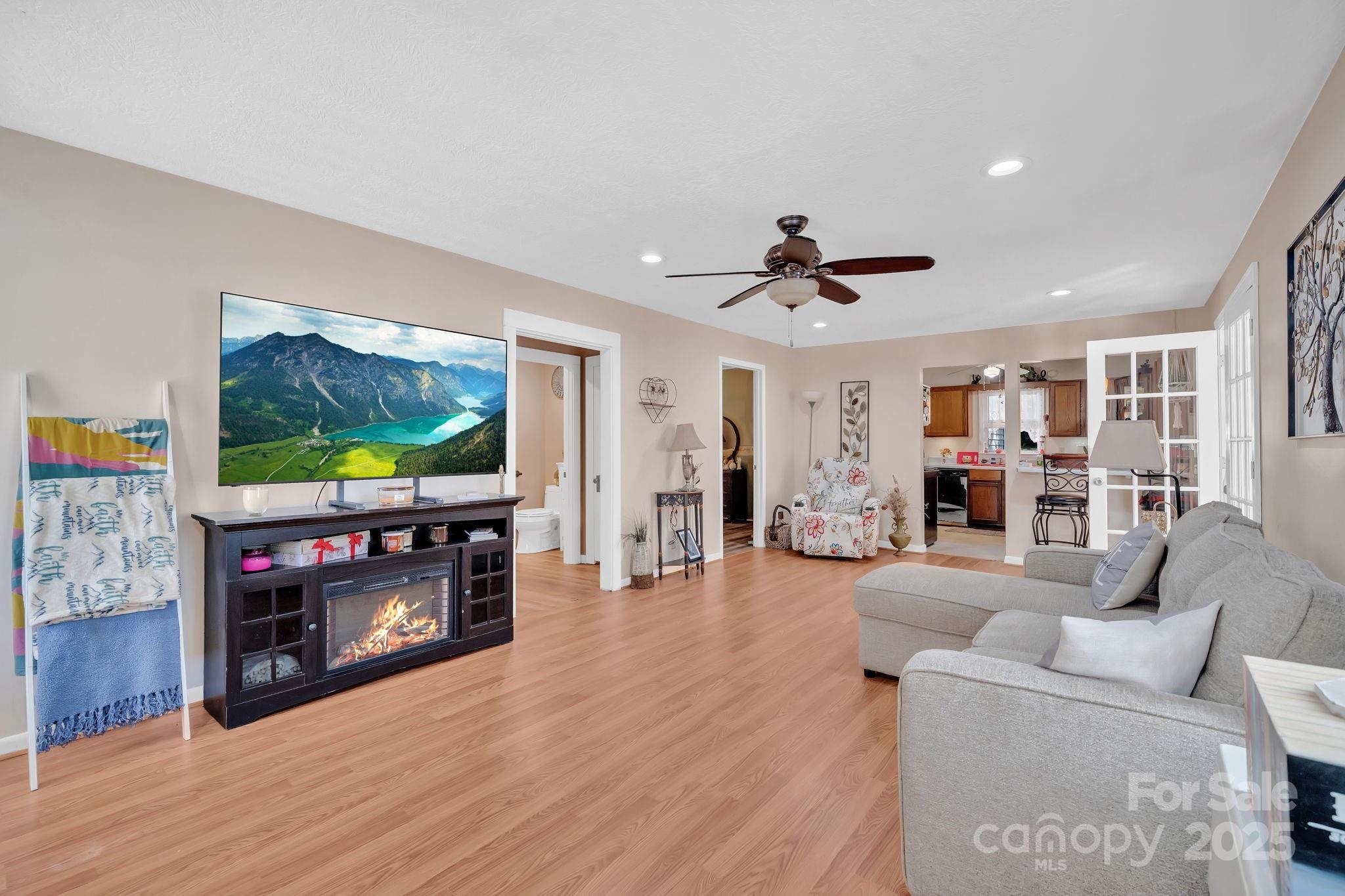 17 Horizon Drive