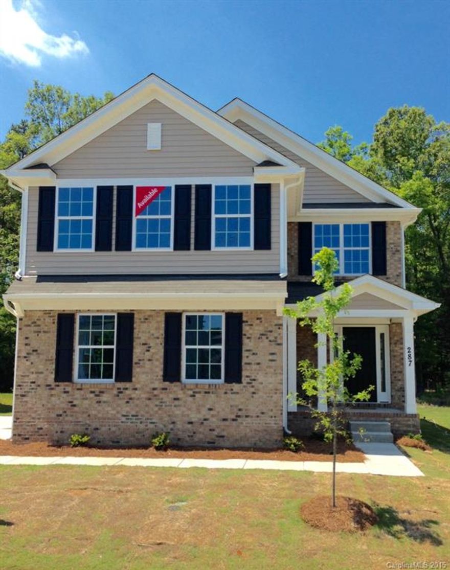 Brand New w/warranties. Lux Kit w/castled cabinets, granite, Spacious floorplan design great for entertaining! Two spacious BR's  + Loft.  Large master with vaulted ceiling.