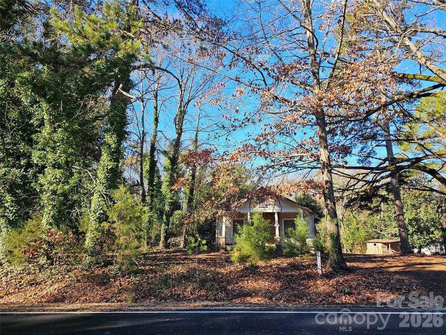 0.60 acres (per new unrecorded plat) within the town limits of Richburg, SC located less than 1 mile from I-77 South (Exit 62).  Unlivable house located onsite included at no value.  Public water and sewer connected.  Ideal lot for new construction with convenient commuting access midpoint from both Charlotte, NC (north) and Columbia, SC (south).  Lewisville Schools.