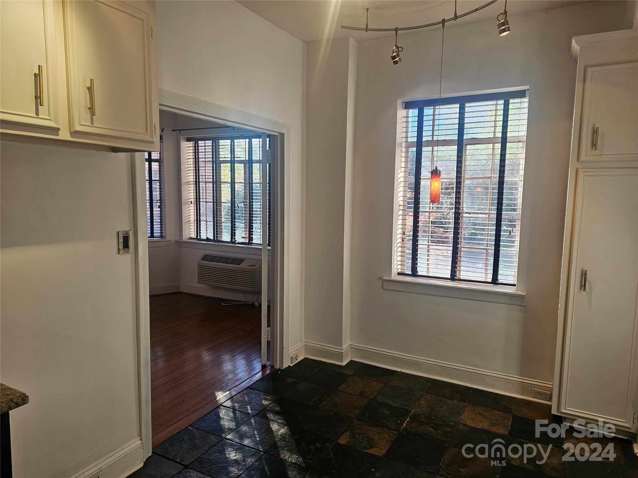 The Poplar - Residential