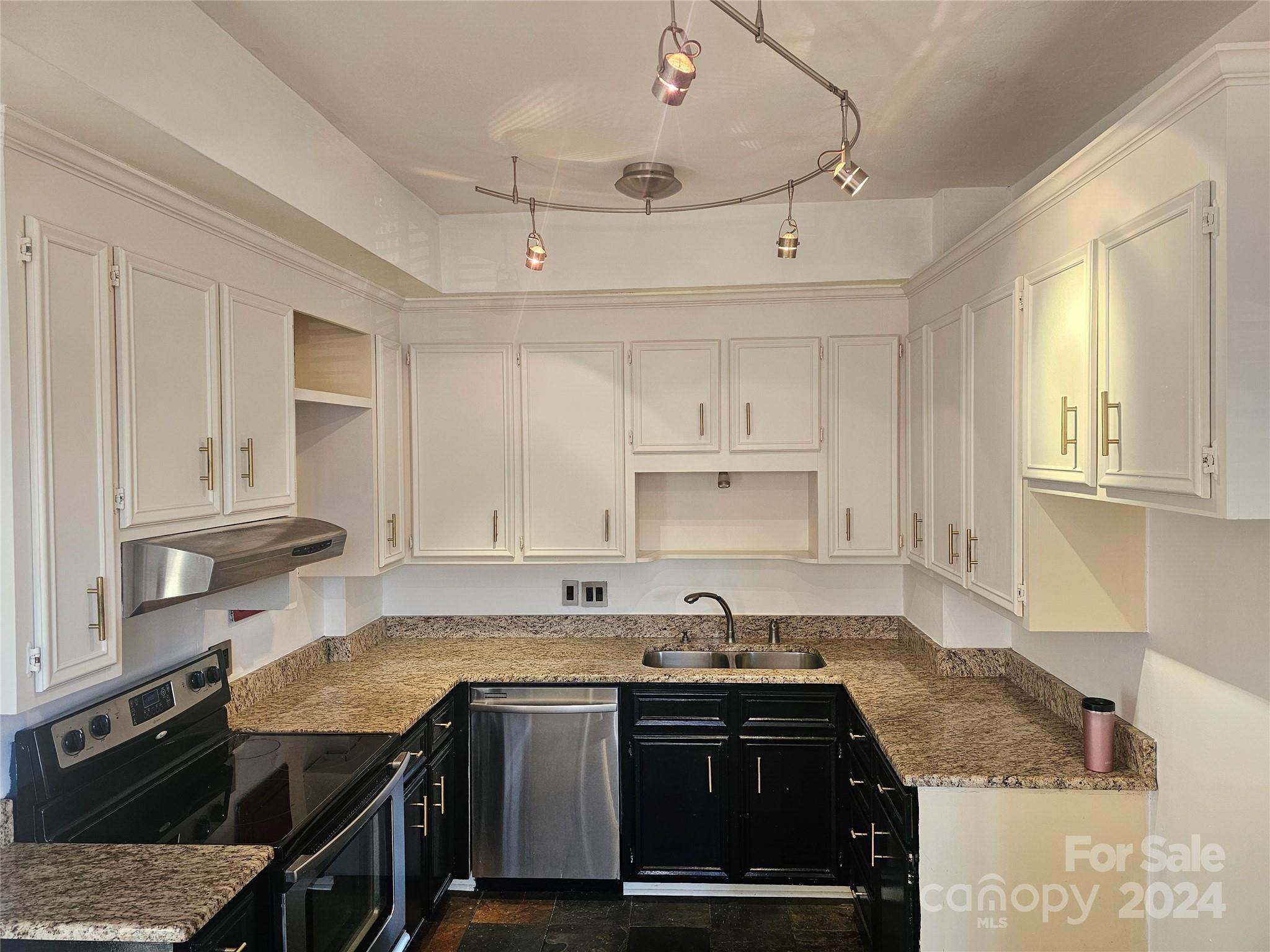 The Poplar - Residential