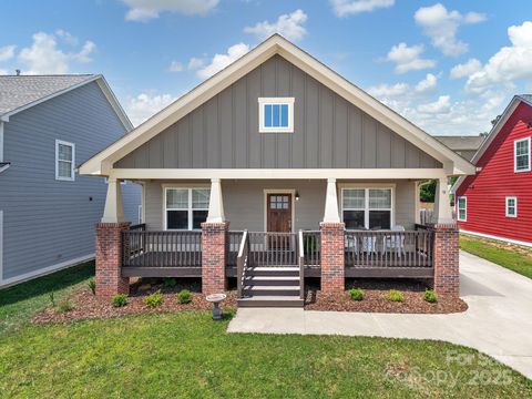 9 Hyde Park Place Arden NC 28704