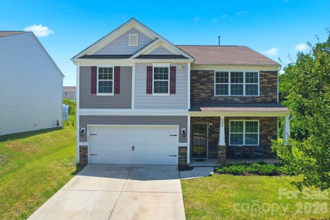 Photo of 9839 Oak Barrel Lane, Charlotte, NC 28215 (MLS # 4395908)