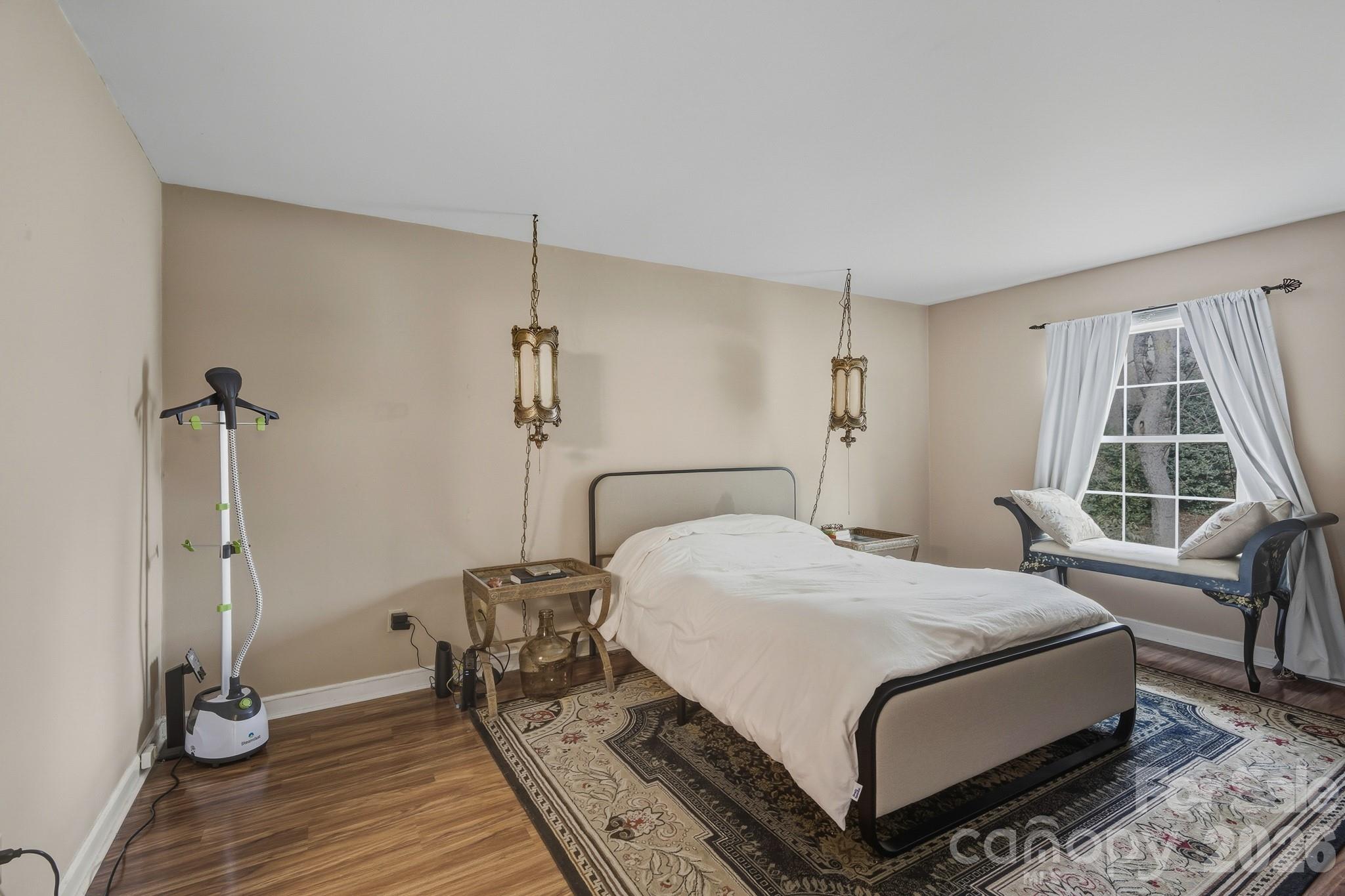 Quail Hollow East - Residential