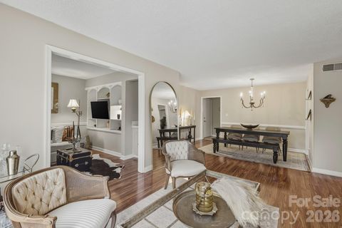 Photo of 7034 Quail Hill Road, Charlotte, NC 28210 (MLS # 4341134)