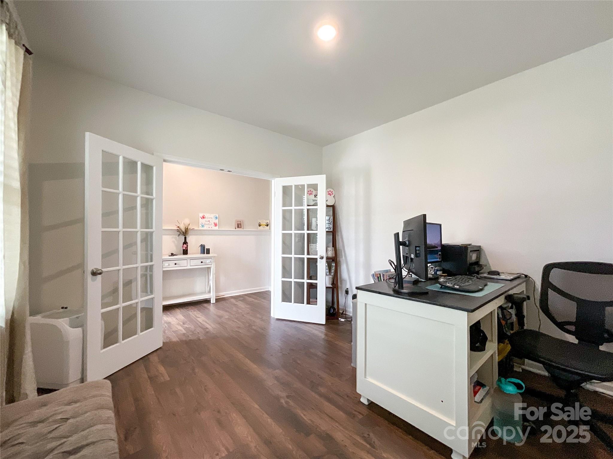 2159 Vanderlyn Street