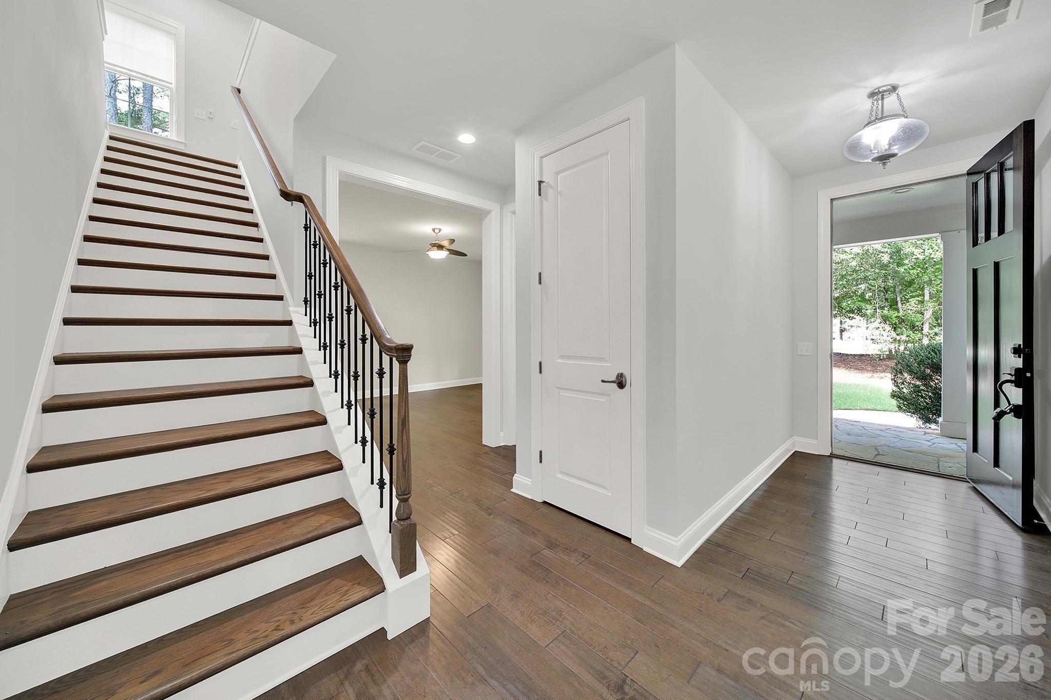 6083 Chimney Bluff Road