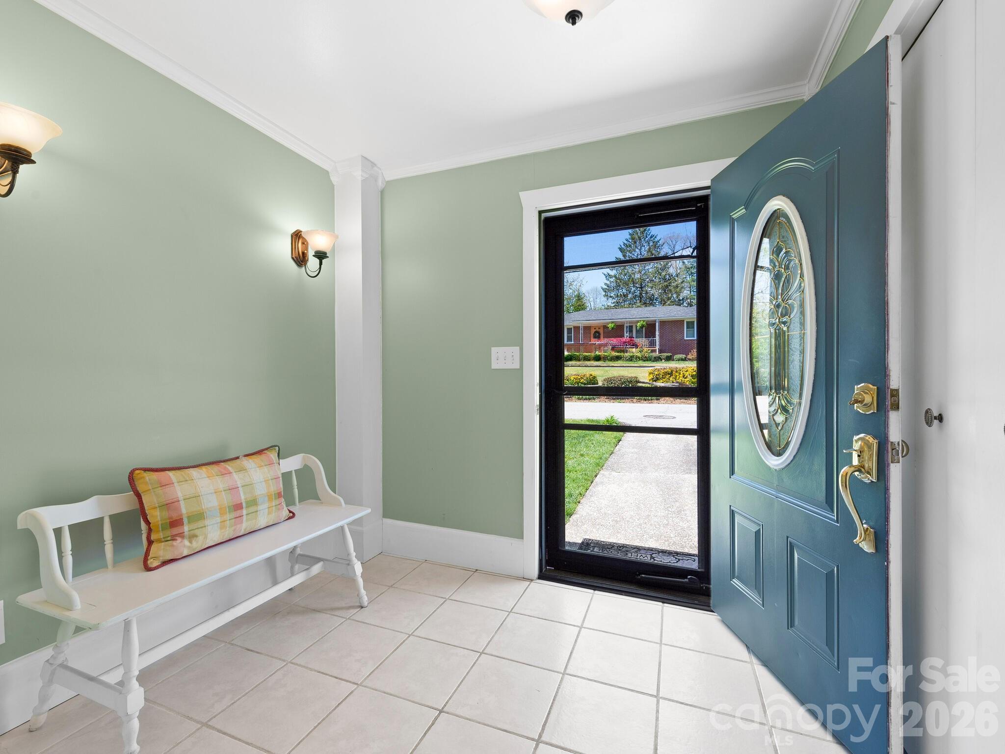 1614 Ridgewood Boulevard