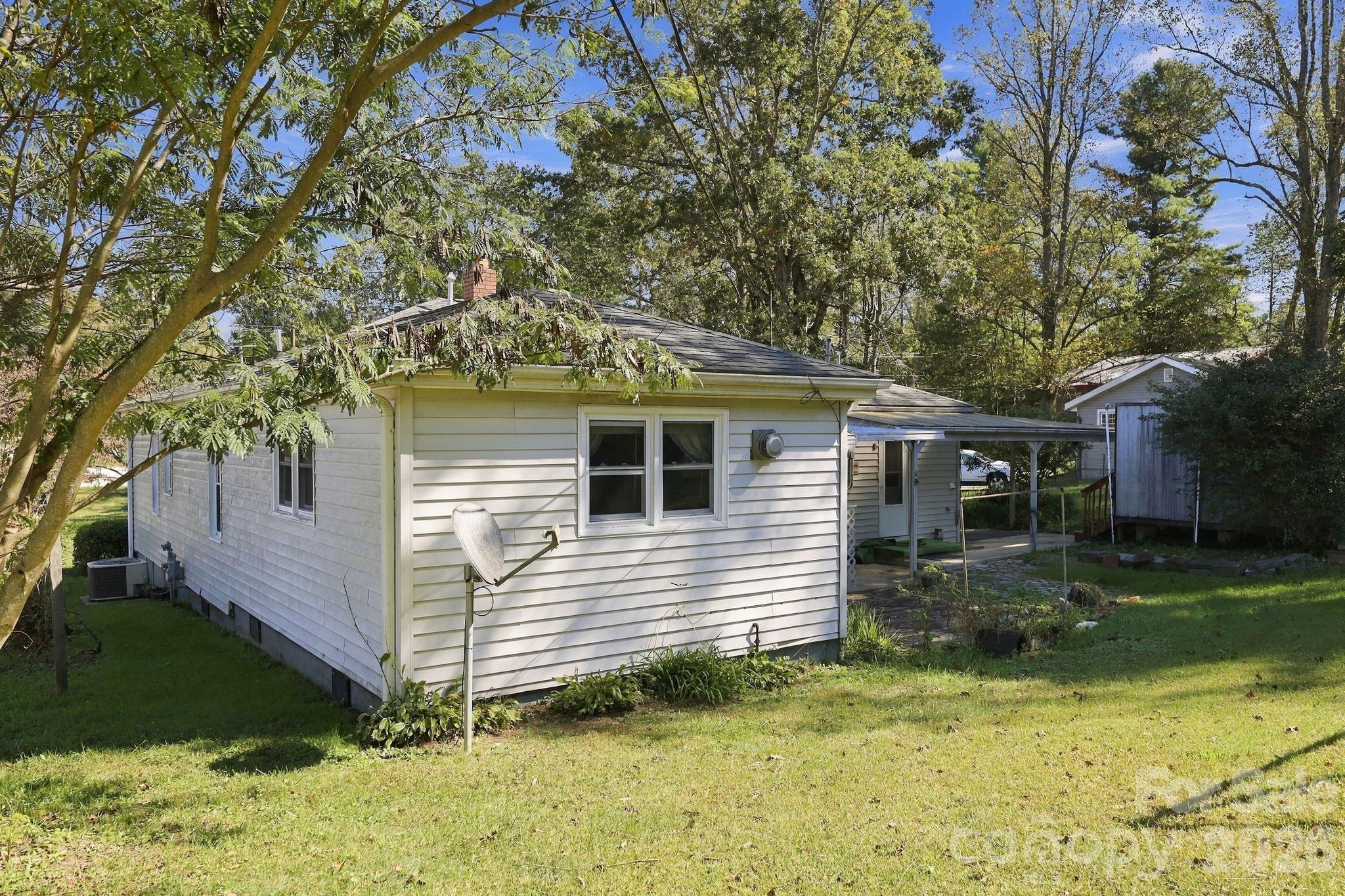 3305 Spartanburg Highway