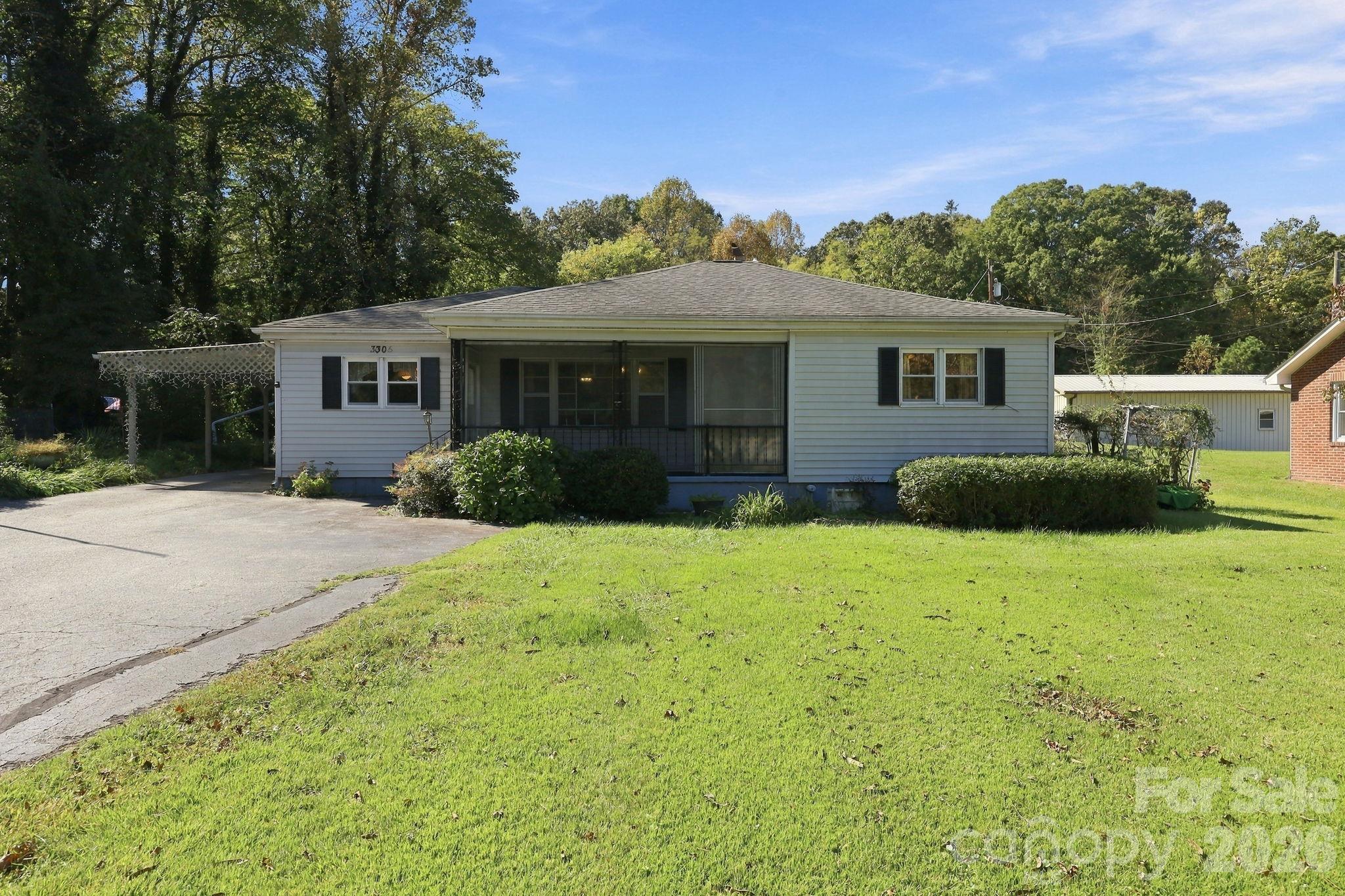 3305 Spartanburg Highway