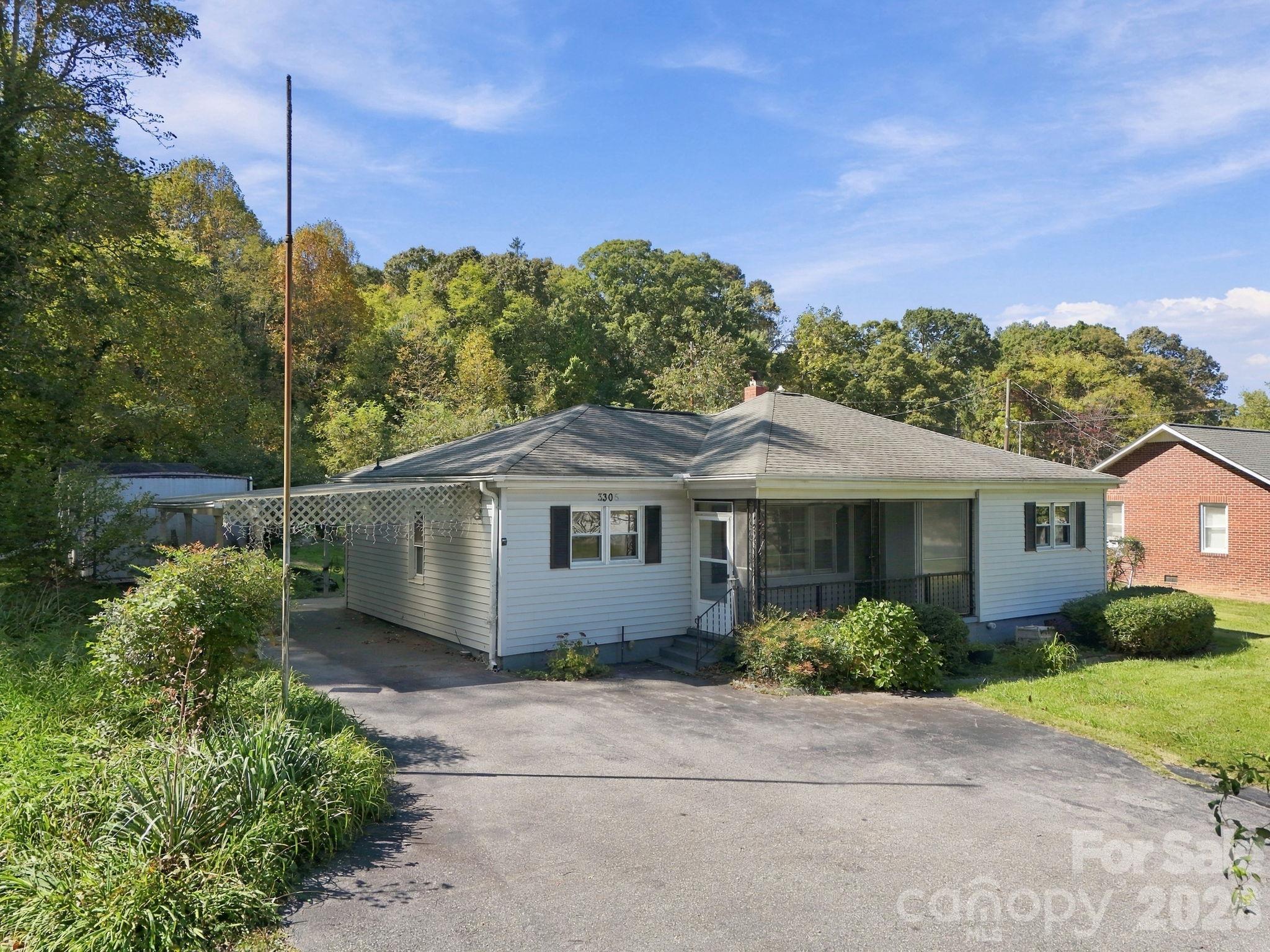 3305 Spartanburg Highway