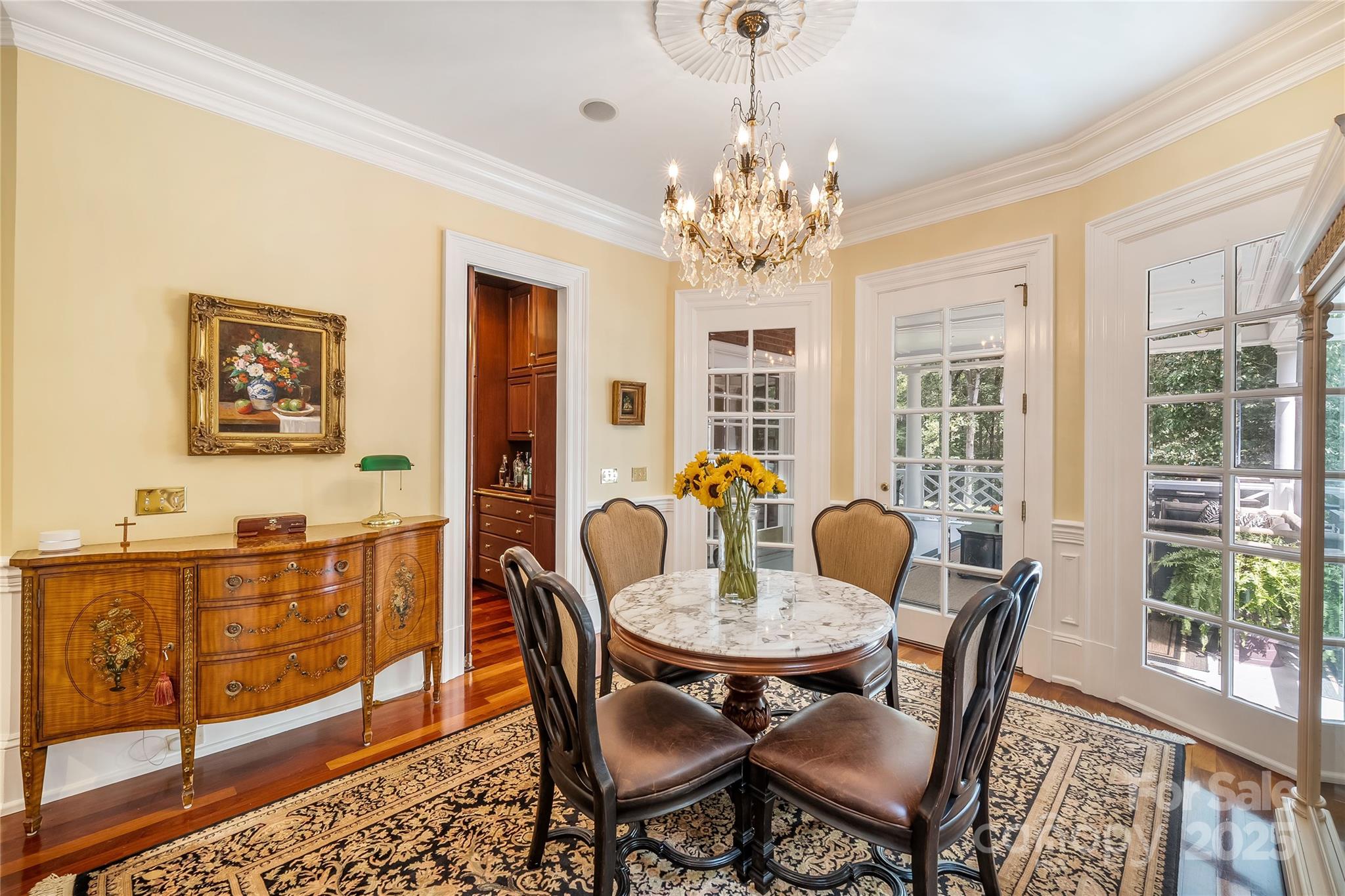 Country Club Estates - Residential